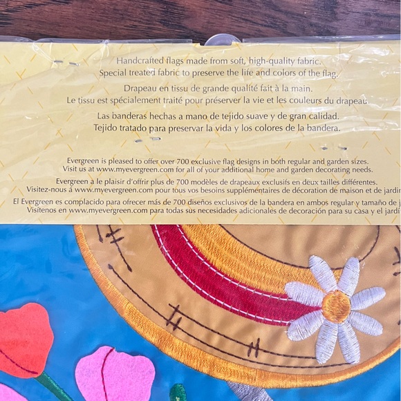 Evergreen enterprises summer floral bike basket appliqué garden flag - Picture 5 of 7